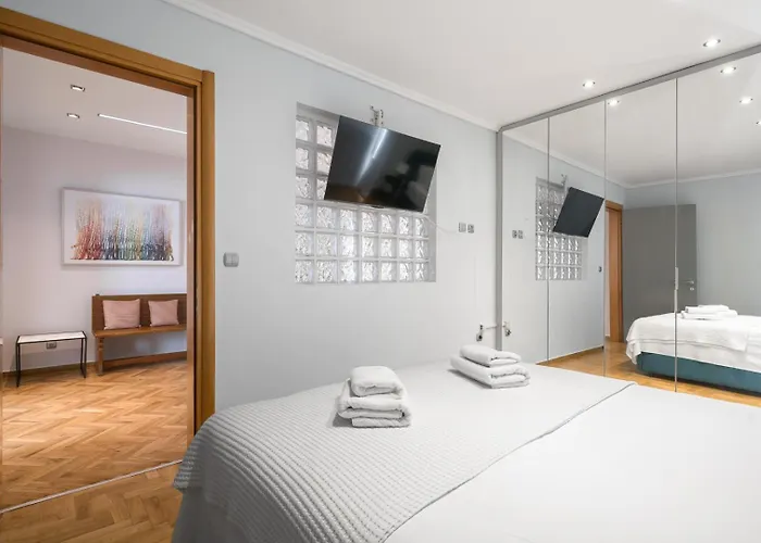 Aristotelous Penthouse By Luxlikehome *